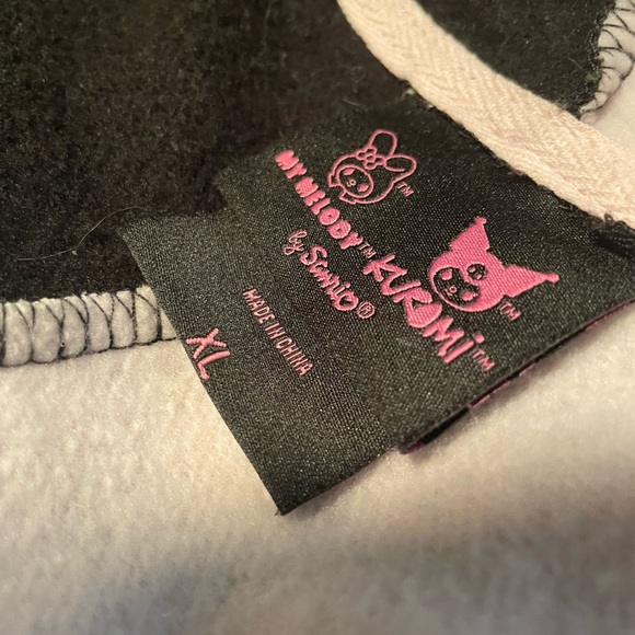 SANRIO MY MELODY KUROMI SPLIT HOODIE Ribbon Sleeves Pink & Black - XL - Picture 12 of 13